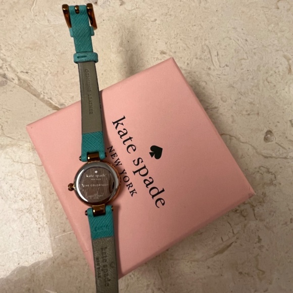 Kate Spade tiny Metro watch - Picture 8 of 8